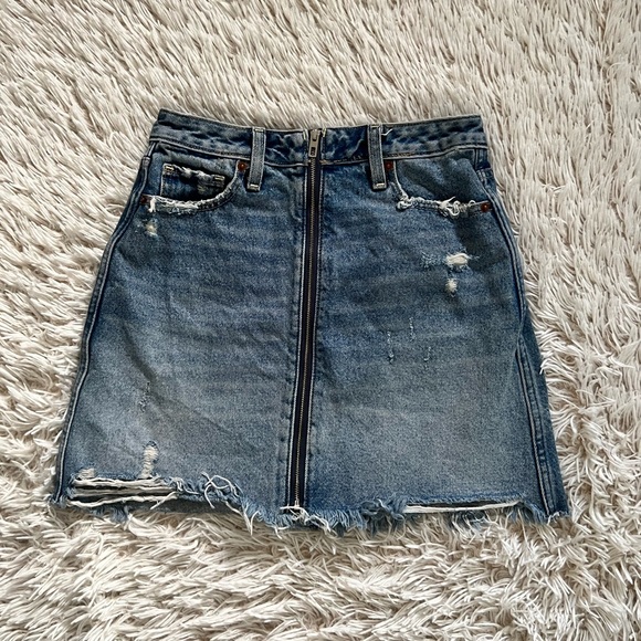 Abercrombie & Fitch Dresses & Skirts - A&F • Denim mini skirt in ripped medium wash